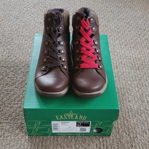 NEW LADIES EASTLAND BOOTIES